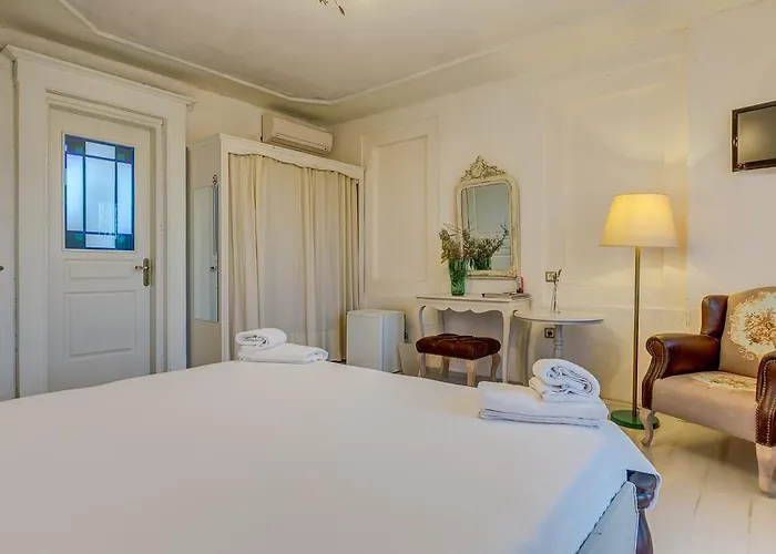 Cunda Battalos Kucuk Hotel Ayvalik