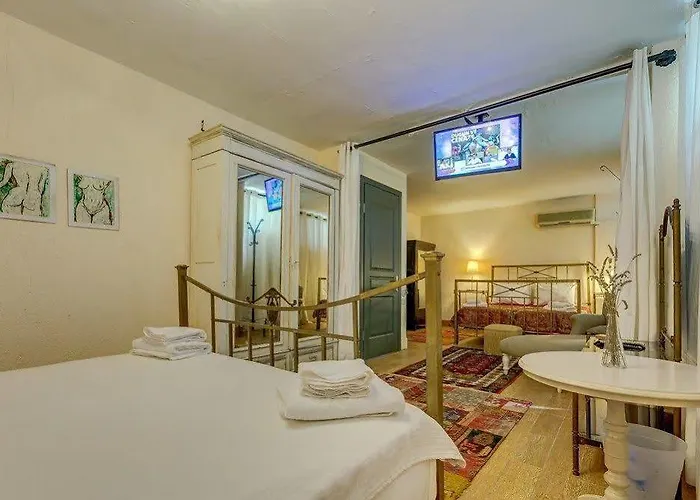 Cunda Battalos Kucuk Hotel